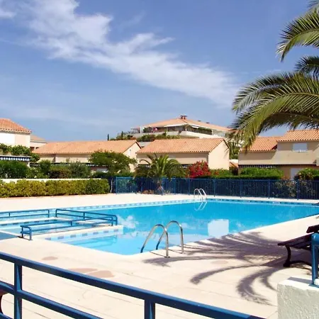 Apartment Familial Avec Piscine, Terrasse Et Parking Au Lavandou - 5 Couchages - Fr-1-251-487